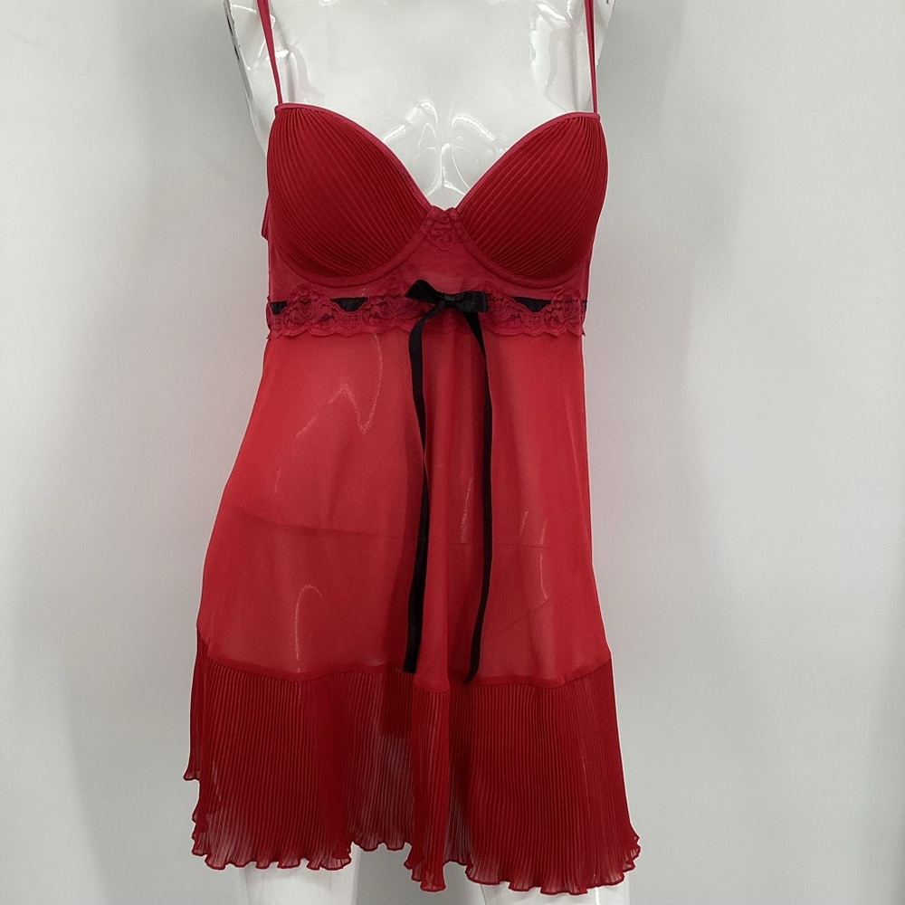 *** Delicates Red Chemise *** L